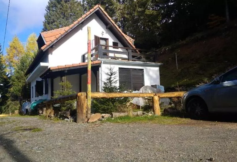 پانسیون Uki & Sofi Mountain House
