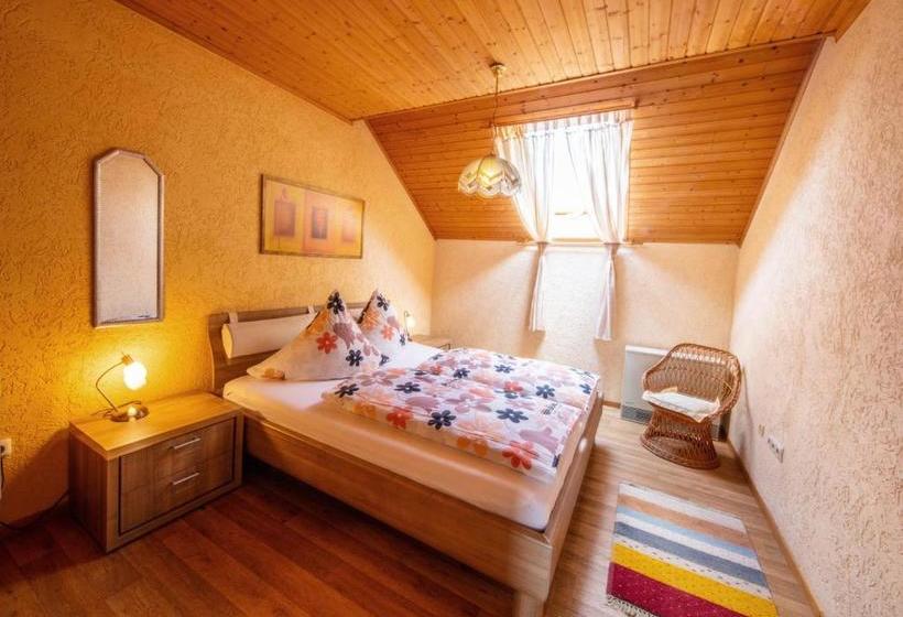 פנסיון Ferienhaus Anne Und Weingut Willi Fett