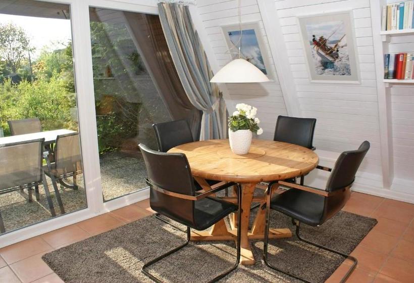 Курорт Zeltdachhaus Mit Tv Im Schlafzimme