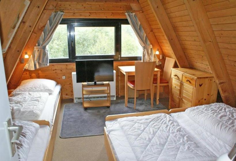 Курорт Zeltdachhaus Mit Tv Im Schlafzimme