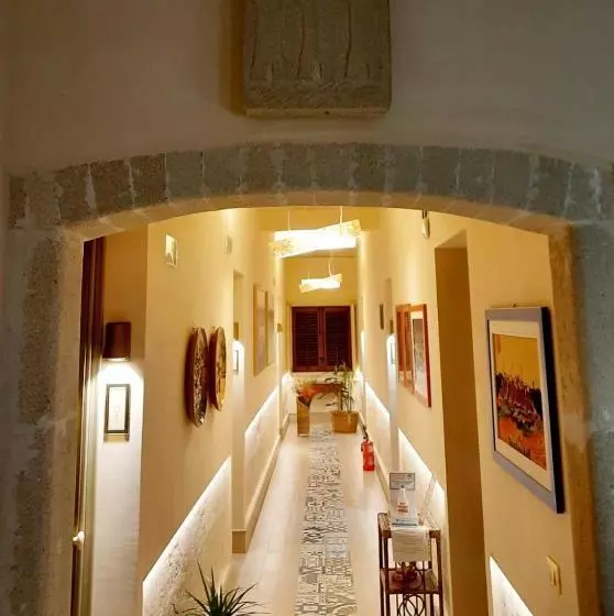 Hotelli Albergo Bouganville