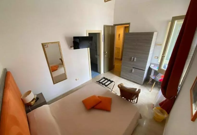 Hotelli Albergo Bouganville