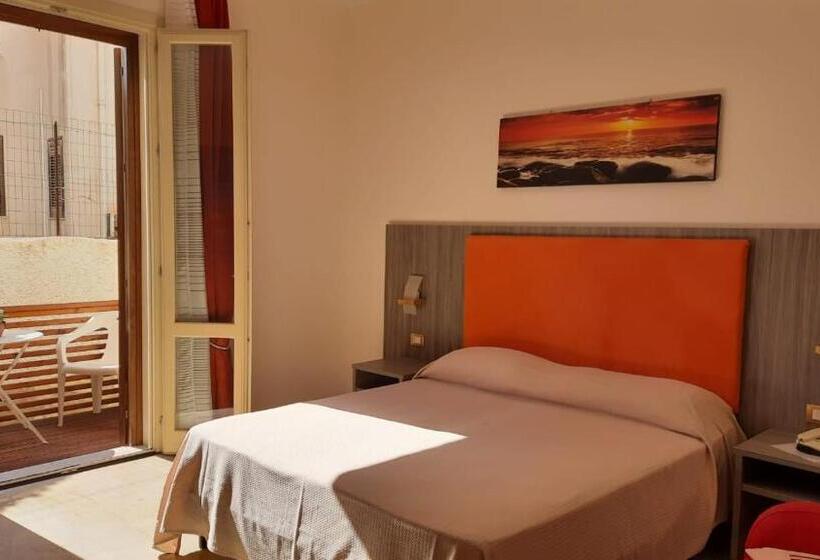 Отель Albergo Bouganville