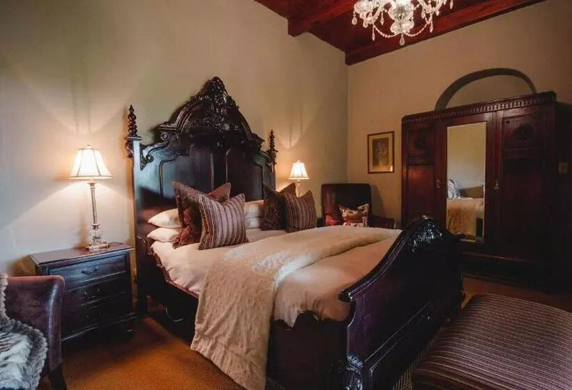 پانسیون Cypress Cottage Guest House