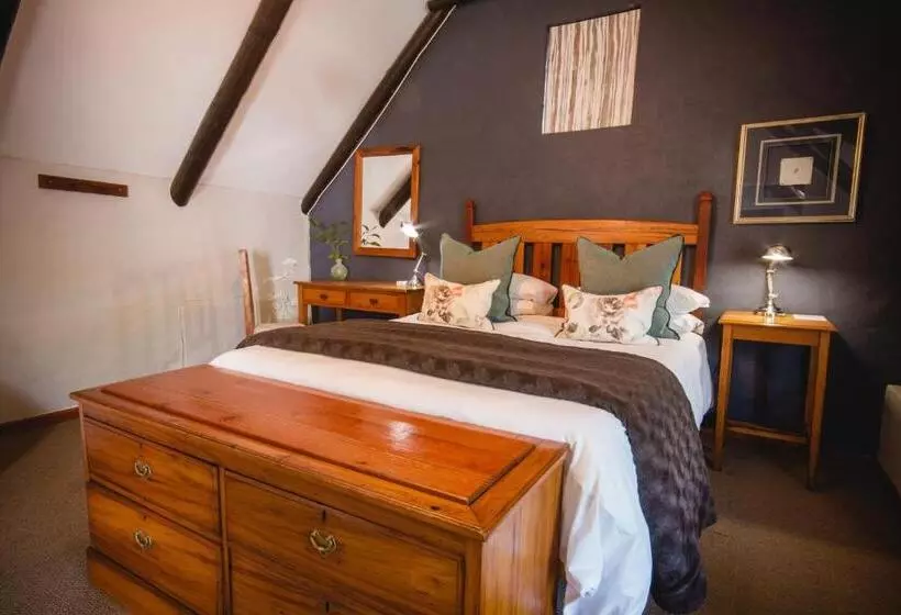 پانسیون Cypress Cottage Guest House