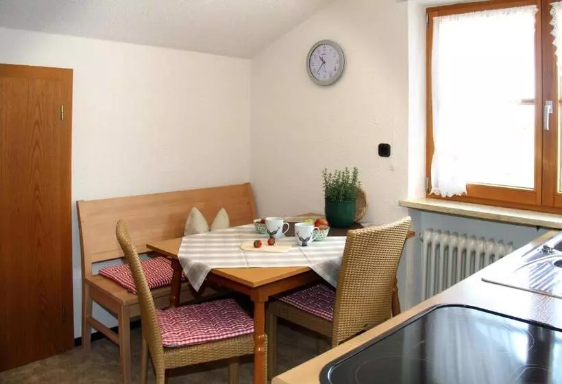 ペンション Gästehaus Rappenkopf