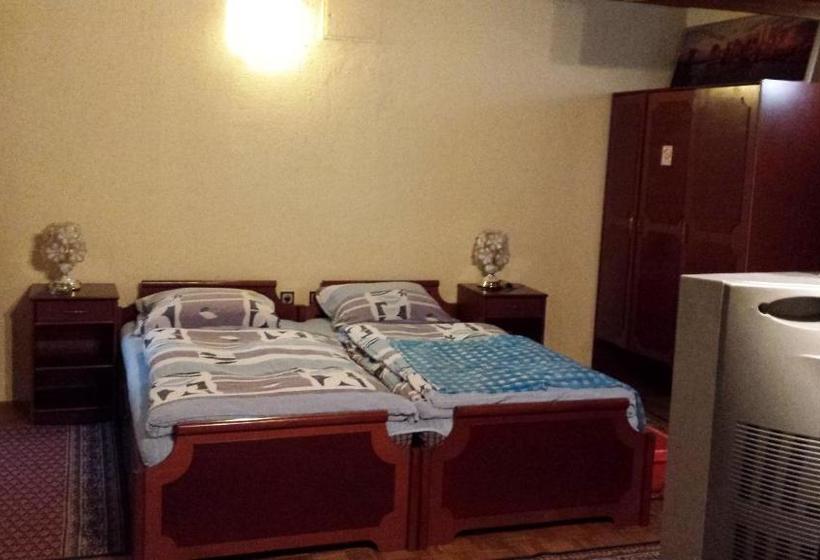 پانسیون Guest House Gaja