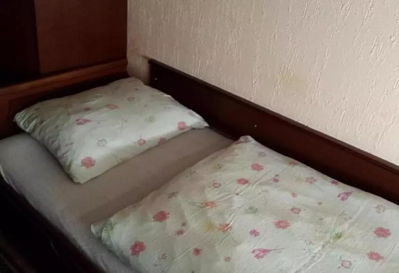 پانسیون Guest House Gaja