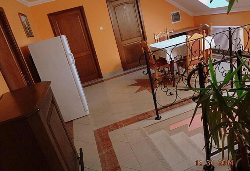 بنسيون Horváth Vendégház