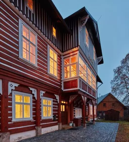 Majatalo Penzion Flora