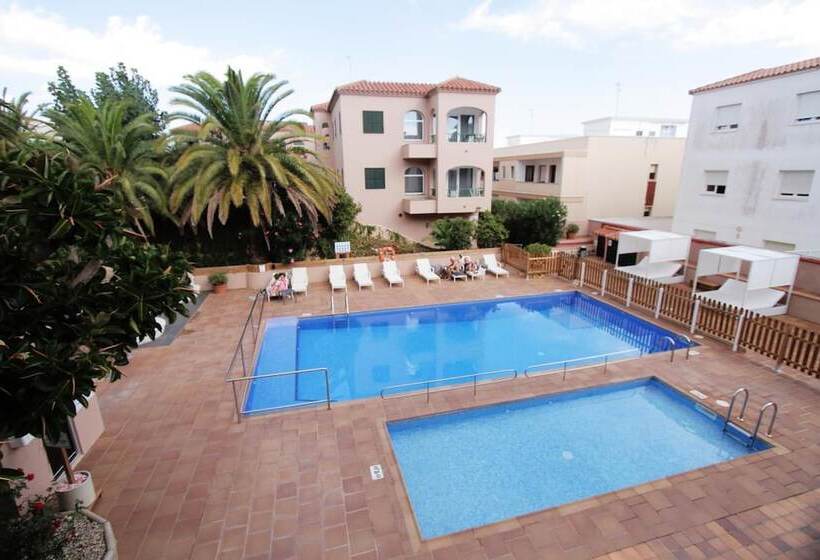 Apartamentos Royal Life