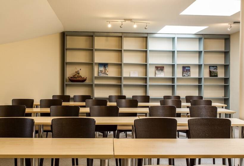 Corvin Hotel Budapest Corvin Wing