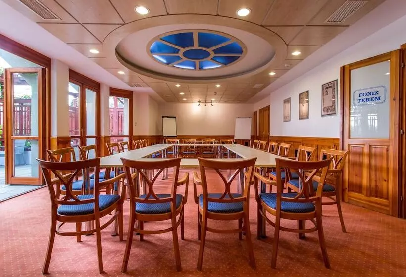 Corvin Hotel Budapest Corvin Wing