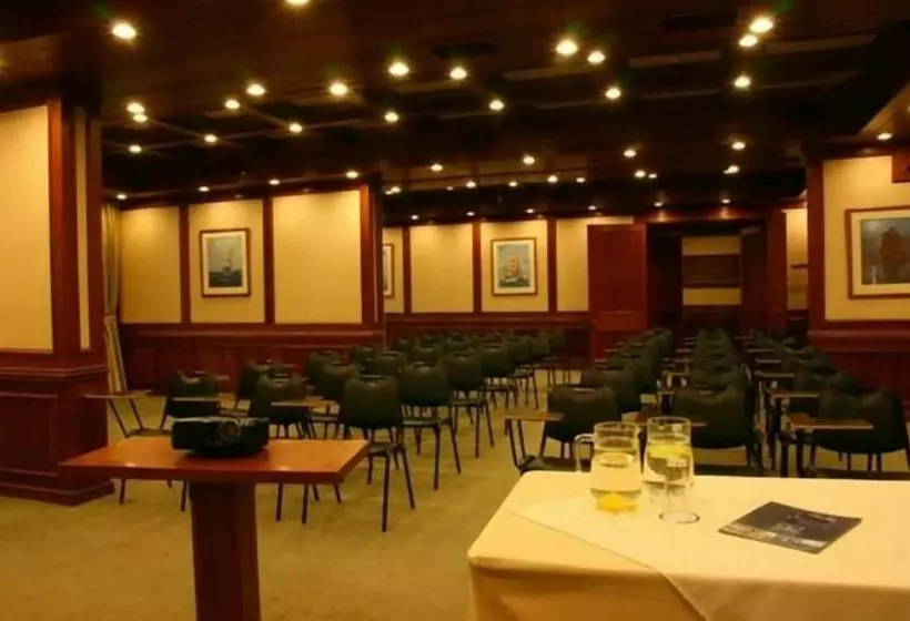 فندق Abba Presidente Suites Puerto Montt