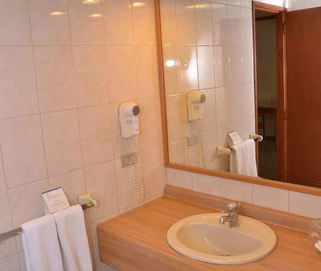 فندق Abba Presidente Suites Puerto Montt
