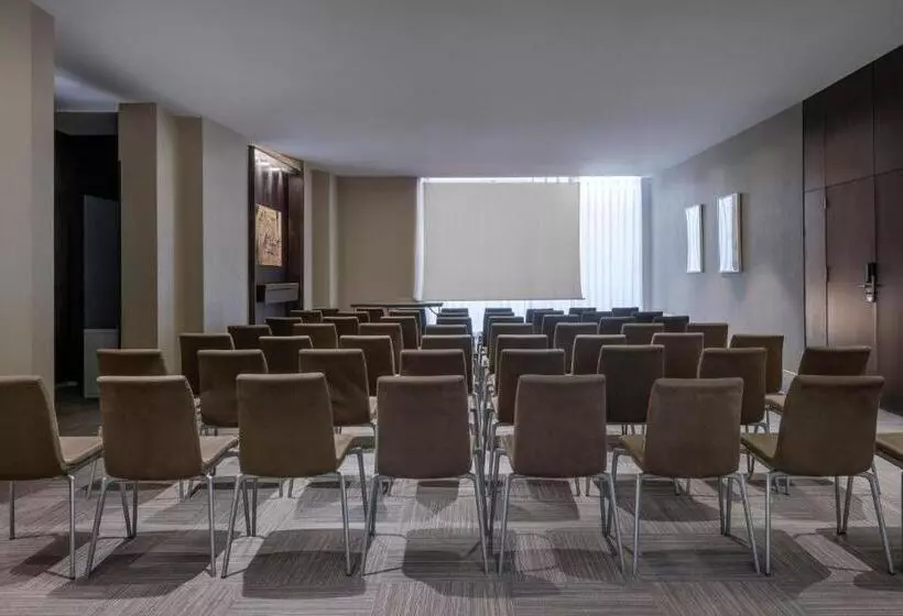 Ac Hotel Valencia By Marriott