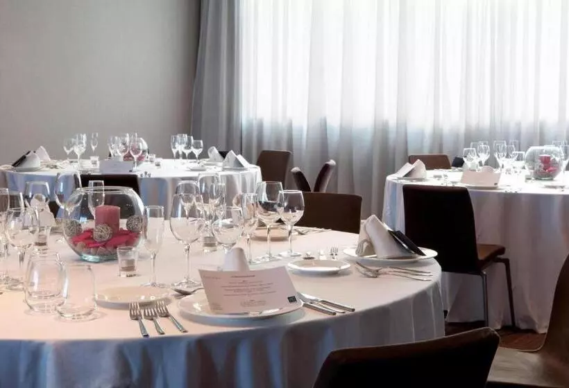 Ac Hotel Valencia By Marriott