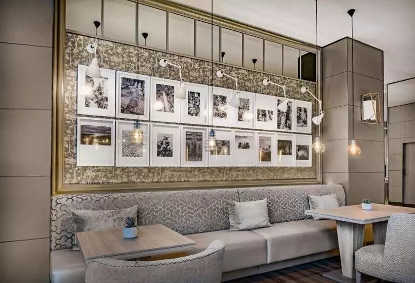 Ac Hotel Valencia By Marriott