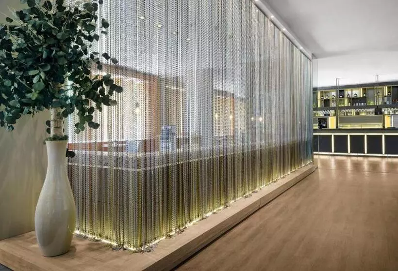 Ac Hotel Valencia By Marriott