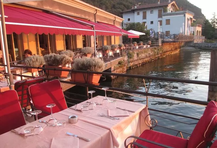 ホテル Araba Fenice