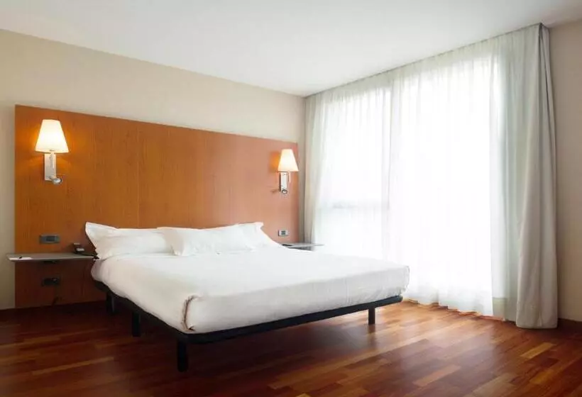 酒店 Ciutat Martorell