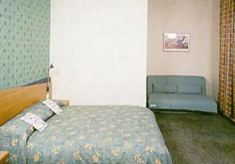 Отель King S Cross Express Inn