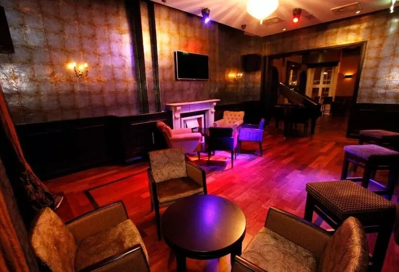 בית מלון כפרי Jackson Court