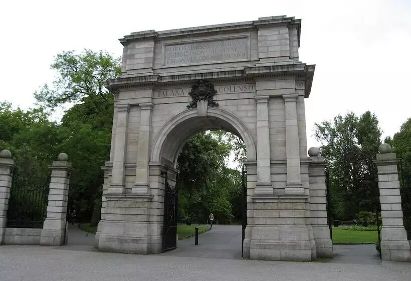 בית מלון כפרי Jackson Court