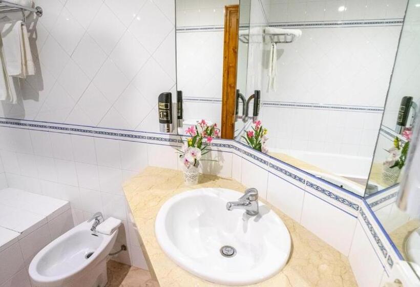 בית מלון כפרי Juma Historic