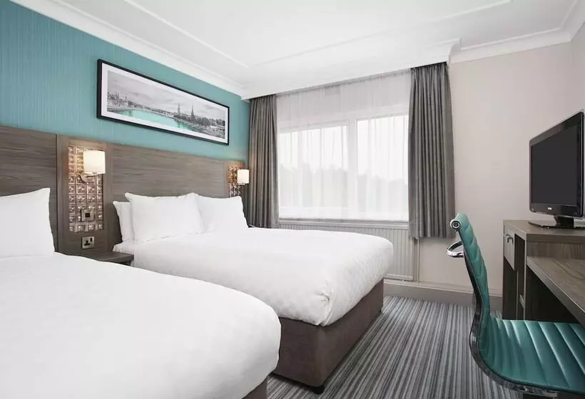 Hôtel Leonardo Inverness