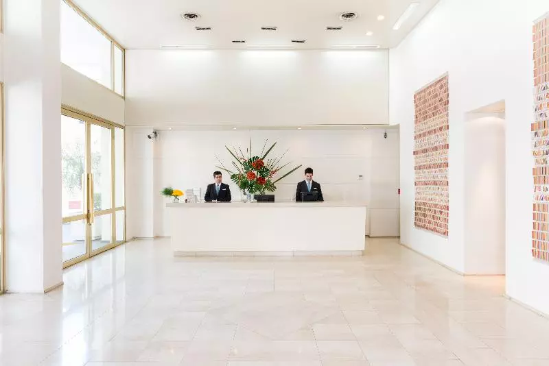 هتل Loi Suites Recoleta