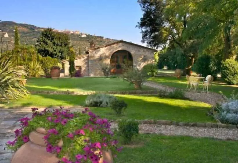 هتل Relais Villa Baldelli