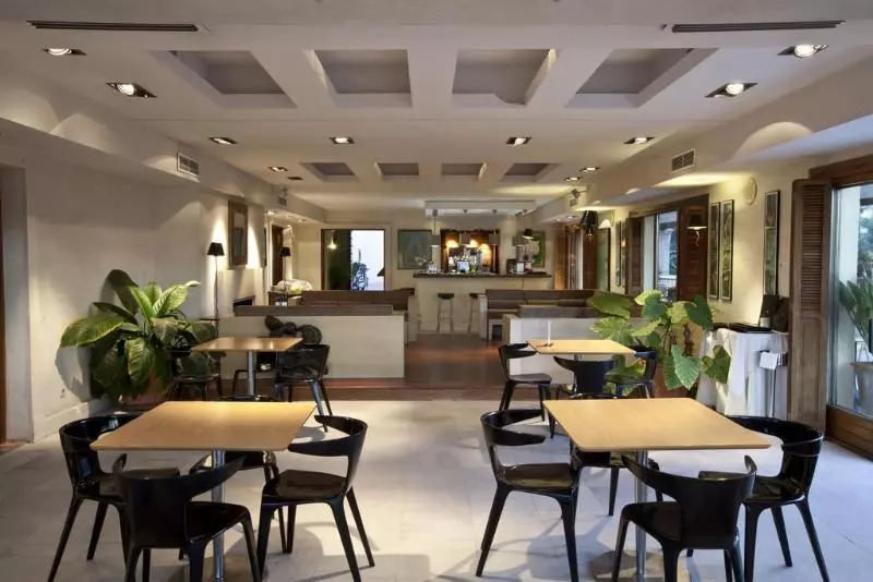 酒店 Rio Real Golf &