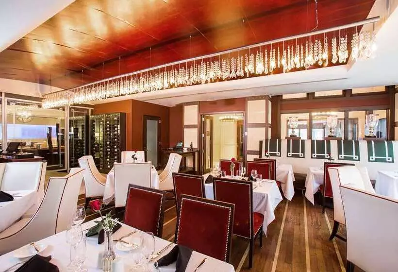 Hotel The Sam Houston Curio Collection By Hilton