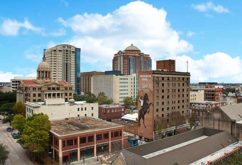 هتل The Sam Houston Curio Collection By Hilton