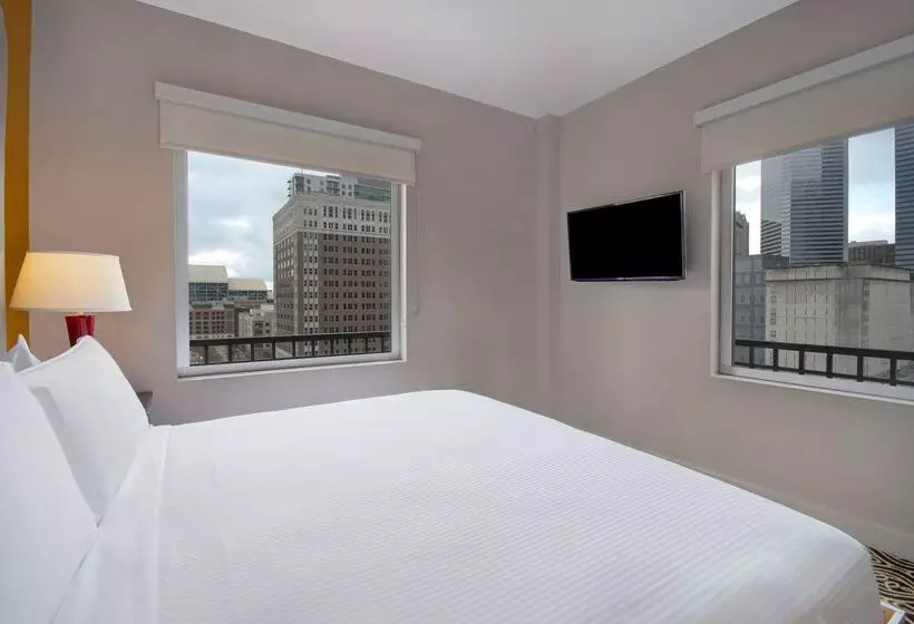 ホテル The Sam Houston  Curio Collection By Hilton