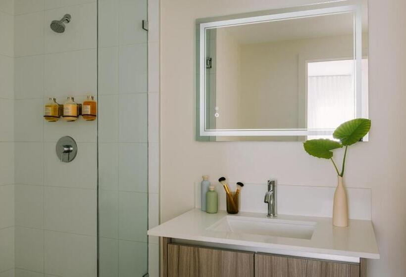 هتل Sonder The Deco