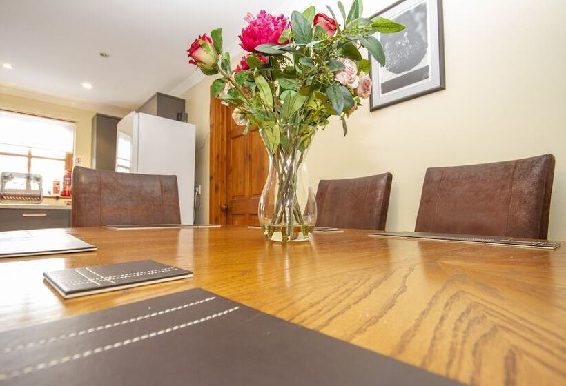 ペンション Balconie House