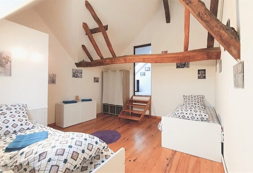 펜션 Gîte Atypique 2 à 8 Personnes Avec Piscine Jacuzzi Proche Châteaux De La Loire