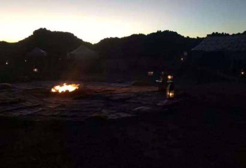 Hotelli Aramja Luxury Camp