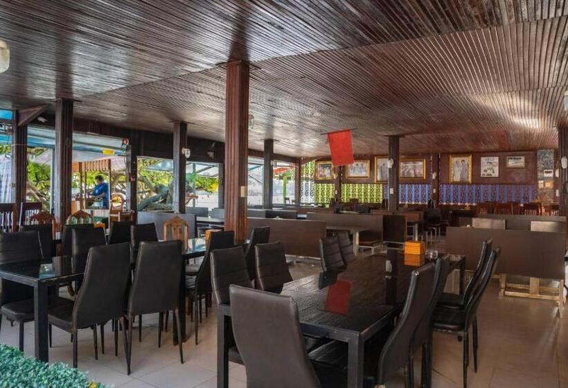 בית מלון כפרי Tompizza Resort