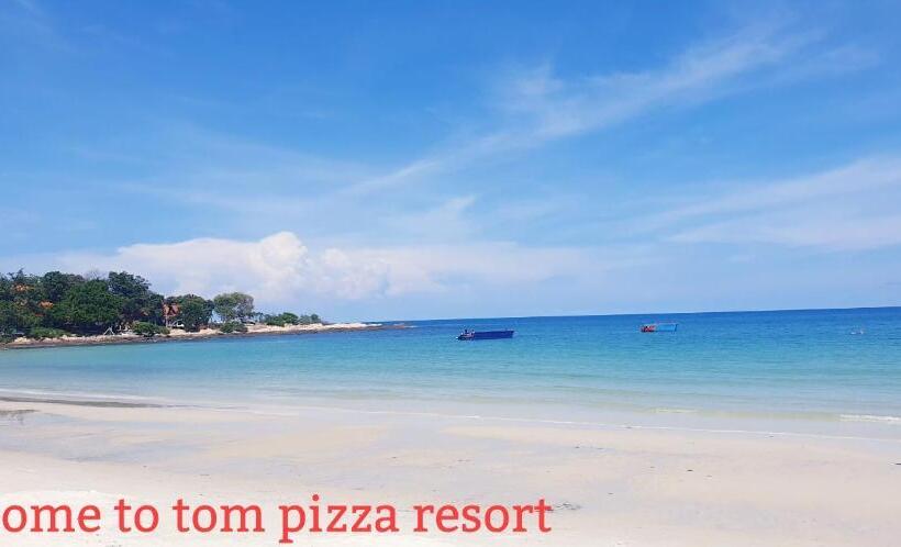 בית מלון כפרי Tompizza Resort