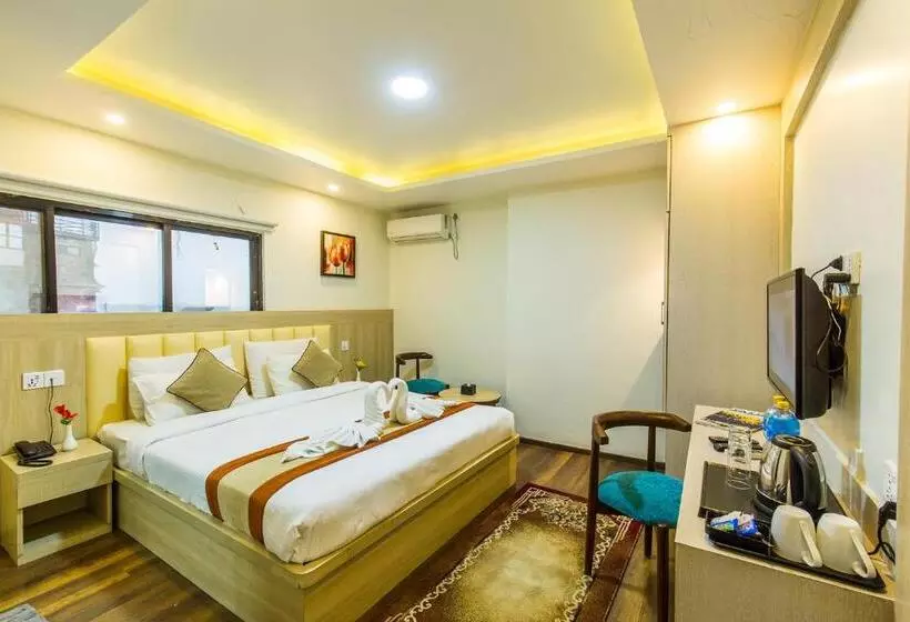 هتل Travel Inn