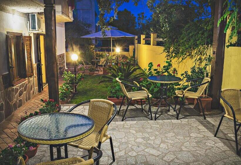 Bed And Breakfast Ichnos