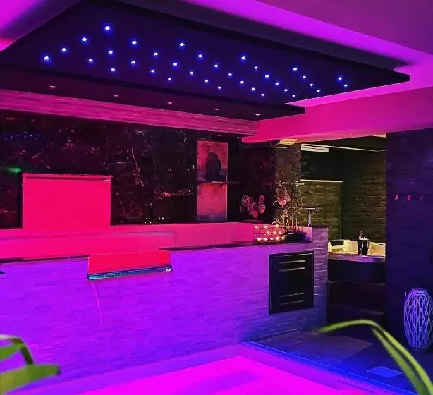 Aamiaismajoitus (B&B) Saija Resort