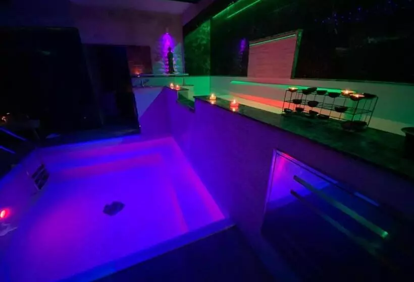 Aamiaismajoitus (B&B) Saija Resort