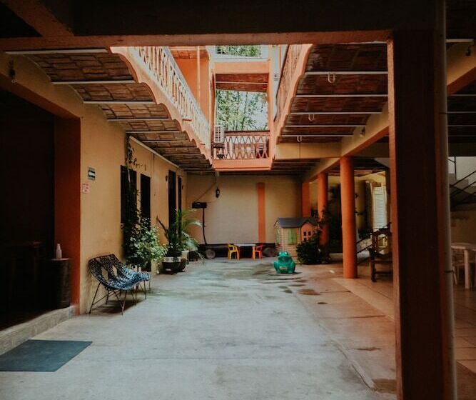 فندق Bungalows Los Flamingos