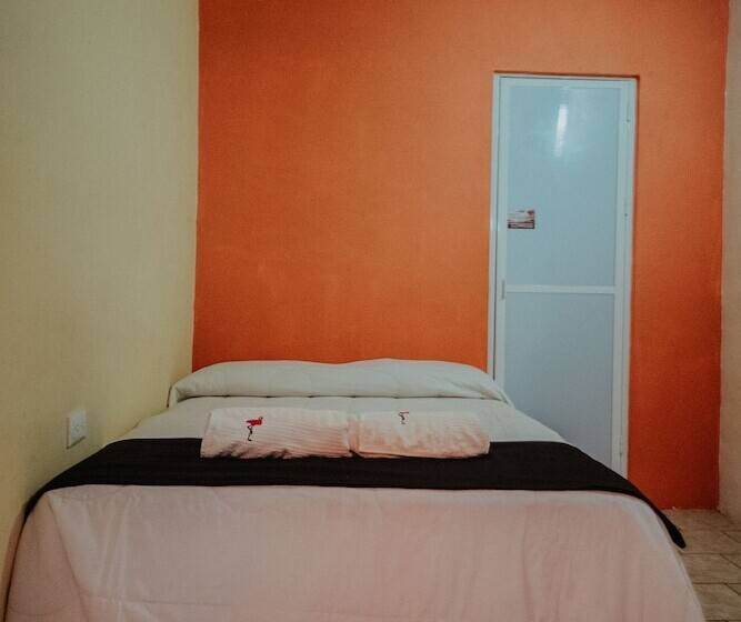 فندق Bungalows Los Flamingos