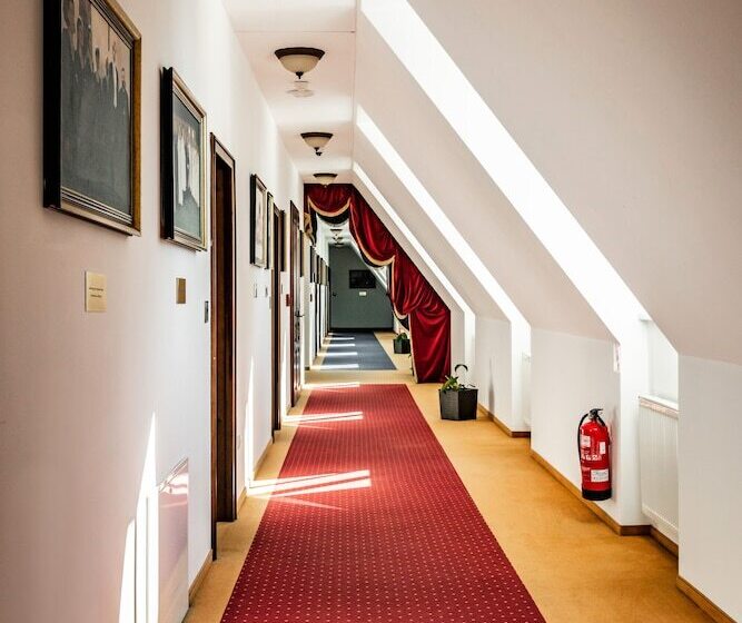 فندق Grand Vígľaš