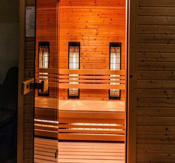 فندق Grand Vígľaš